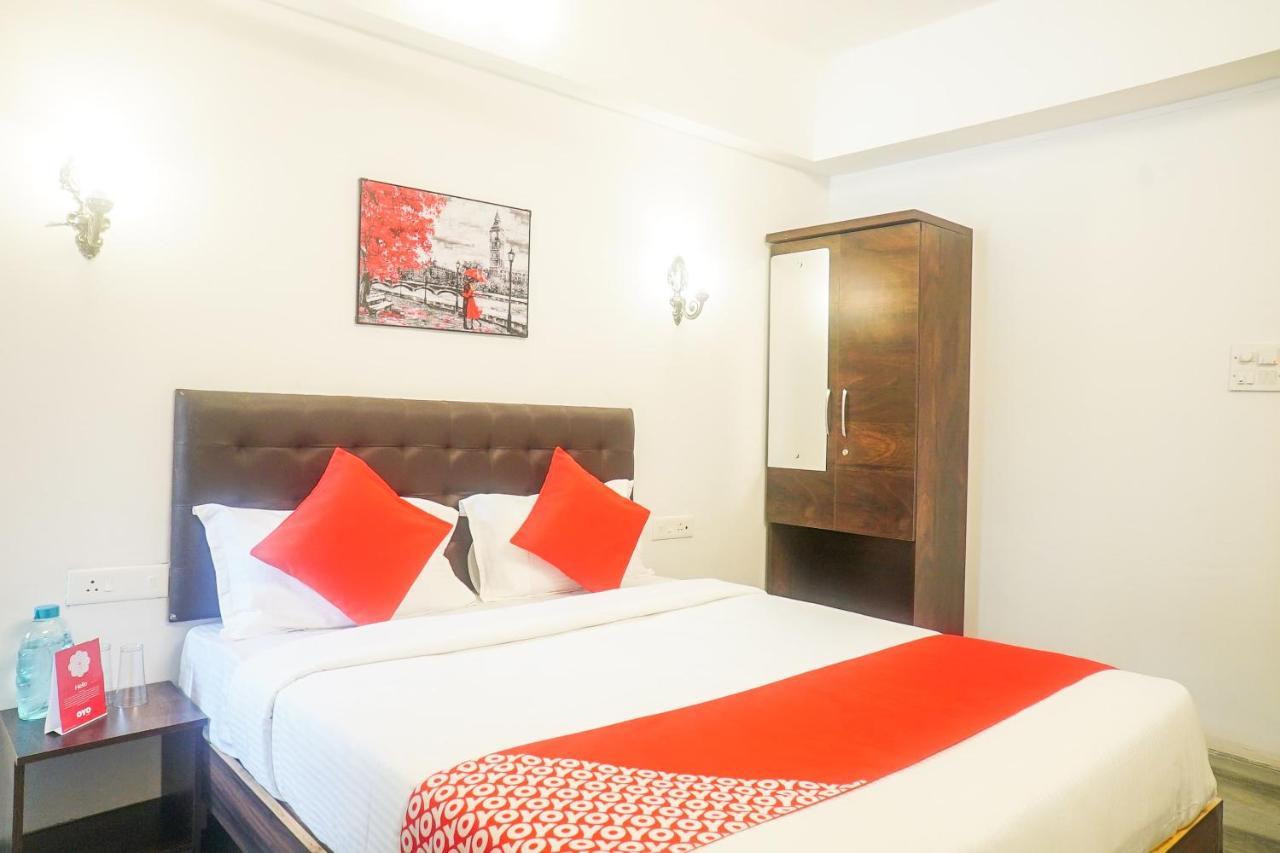 Hotel Oyo 13304 Divine Destination Pune